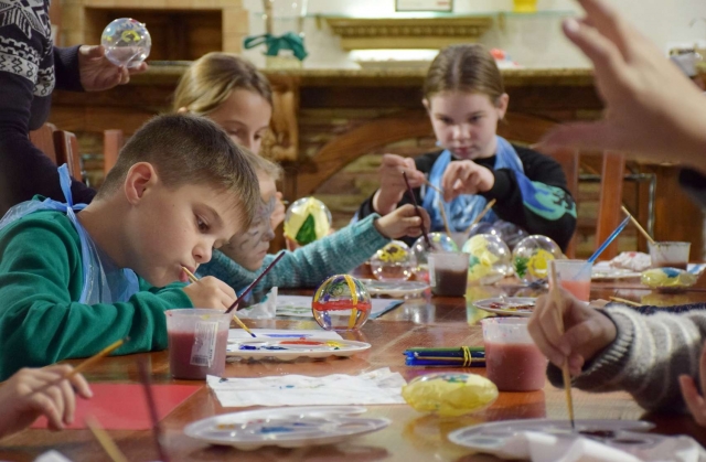 Sincere greetings in children’s handicrafts: master class in "PrykhystOk"