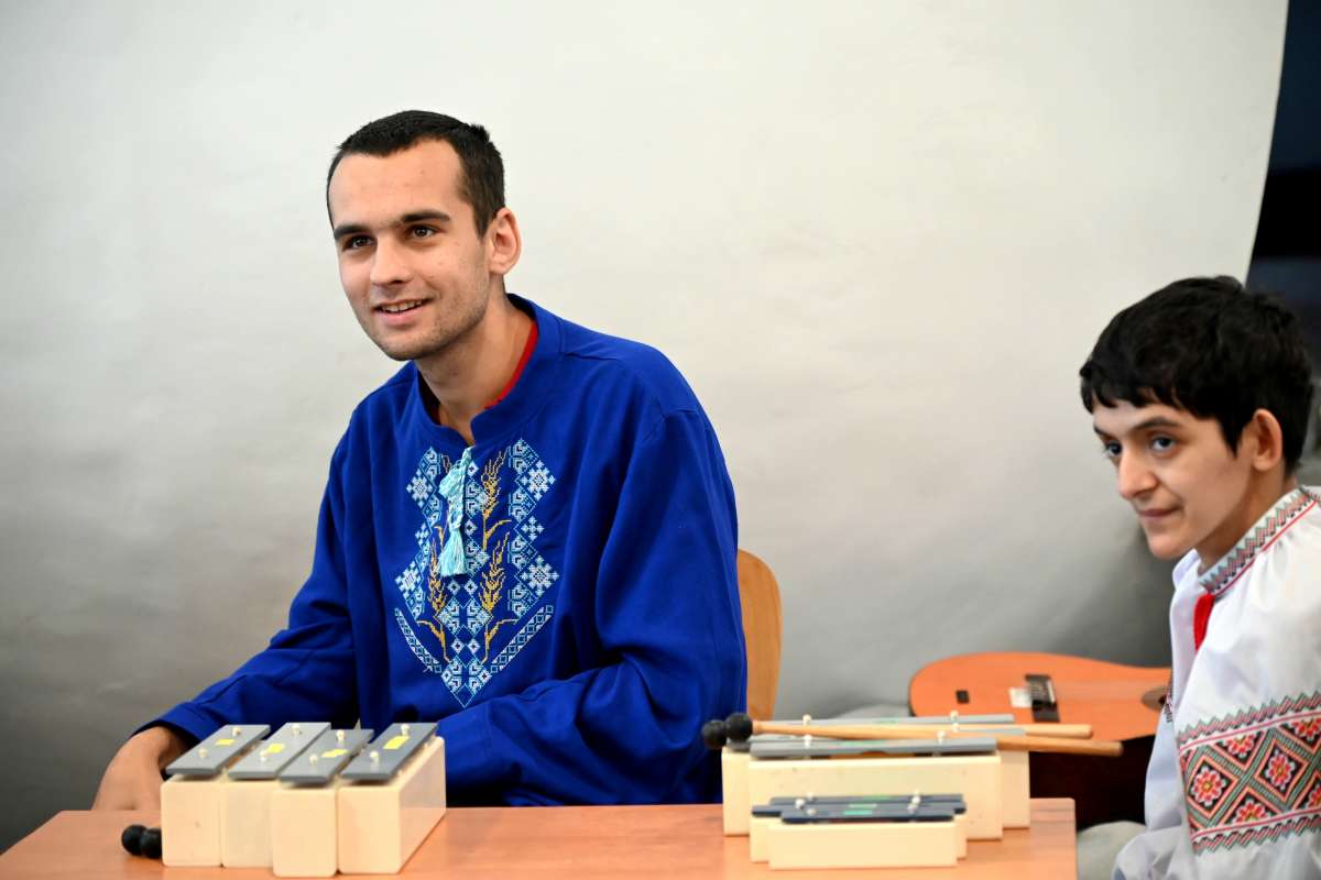 Чути. Відчувати. Грати. Радіти. - Про музичні заняття у Центрі «Карпатське плесо»